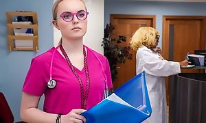 Sex-starved nurse upon glasses gets pounded prevalent bed