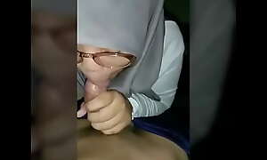 Bokep Indonesia Hijab Orall-service - coitus mistiness porno sexjilbab